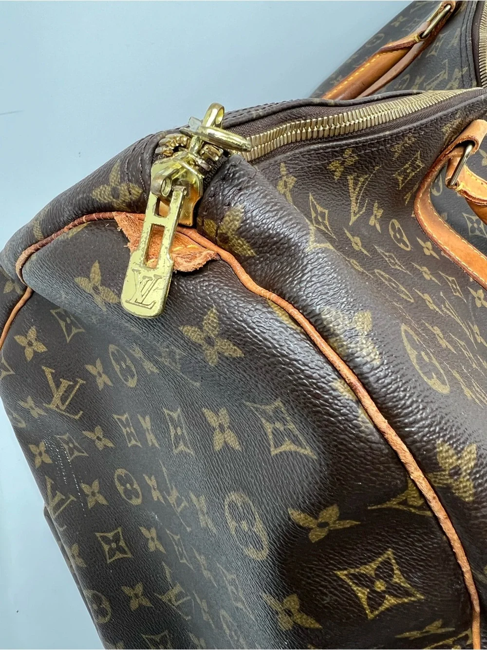 LOUIS VUITTON Monogram Keepall 55 Boston Bag